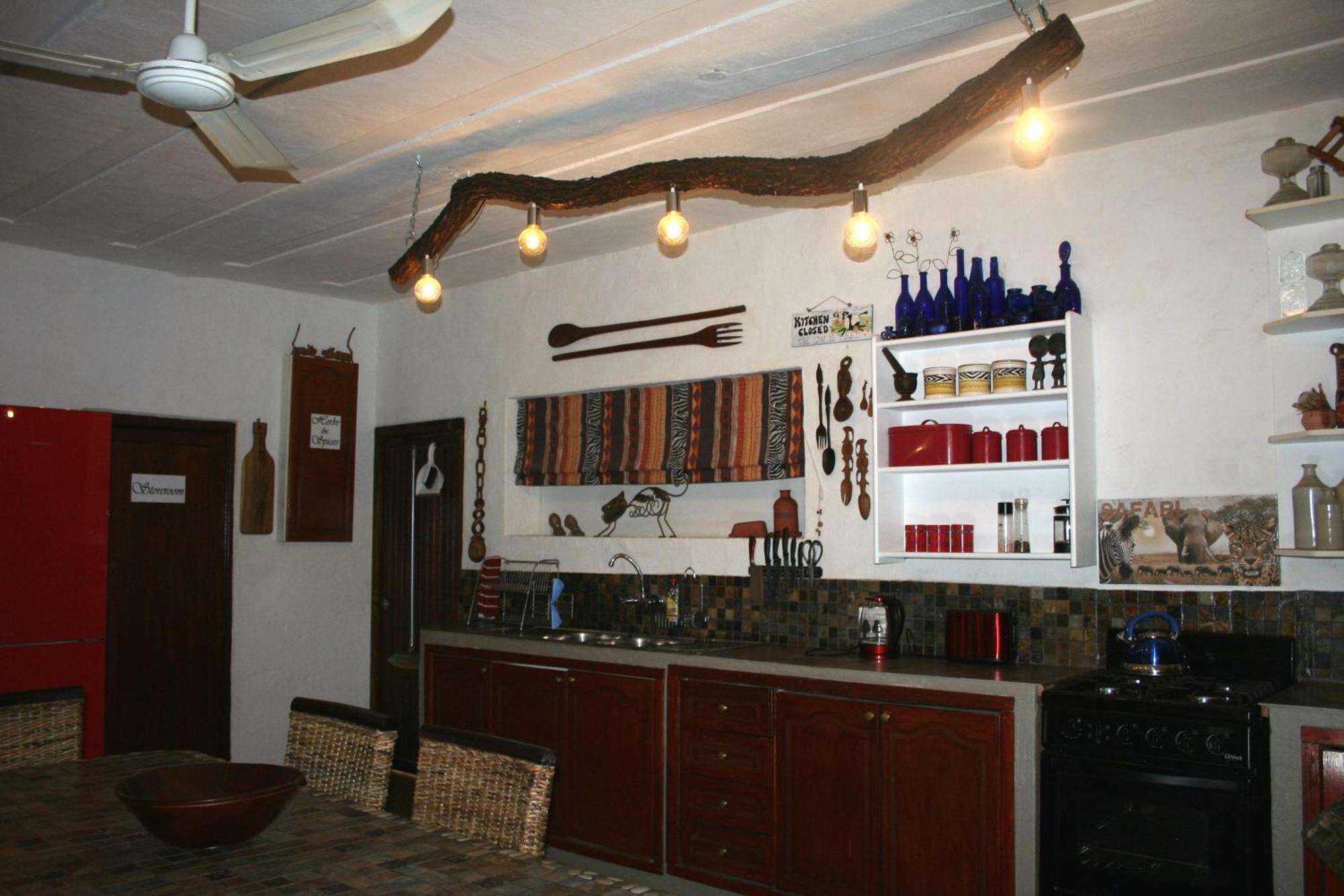 Kiburi Lodge @ Kruger, A Secluded Bushveld Getaway มาร์ลอทพาร์ค ภายนอก รูปภาพ